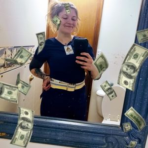 Meet your Posher, Kaitlyn